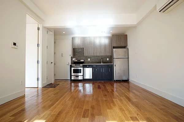 Rented by Lofts and Flats LLC | media 30