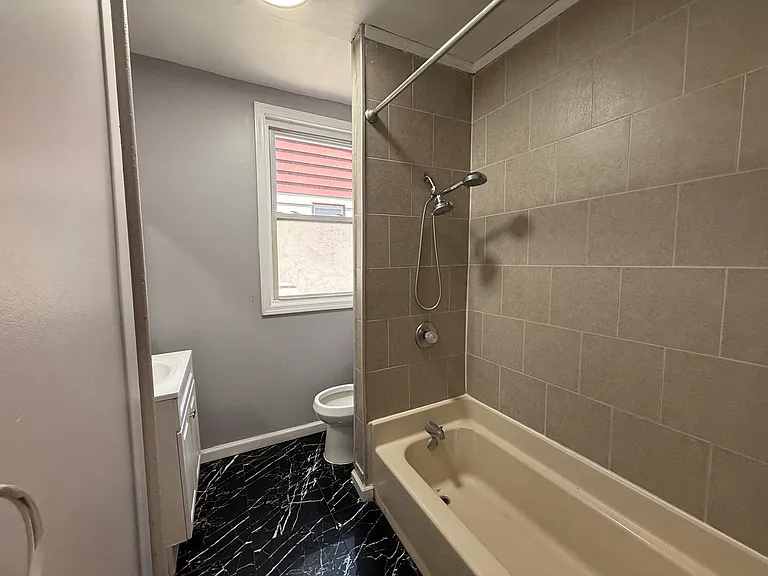 304 Glenwood Ave #1 — Photo 6