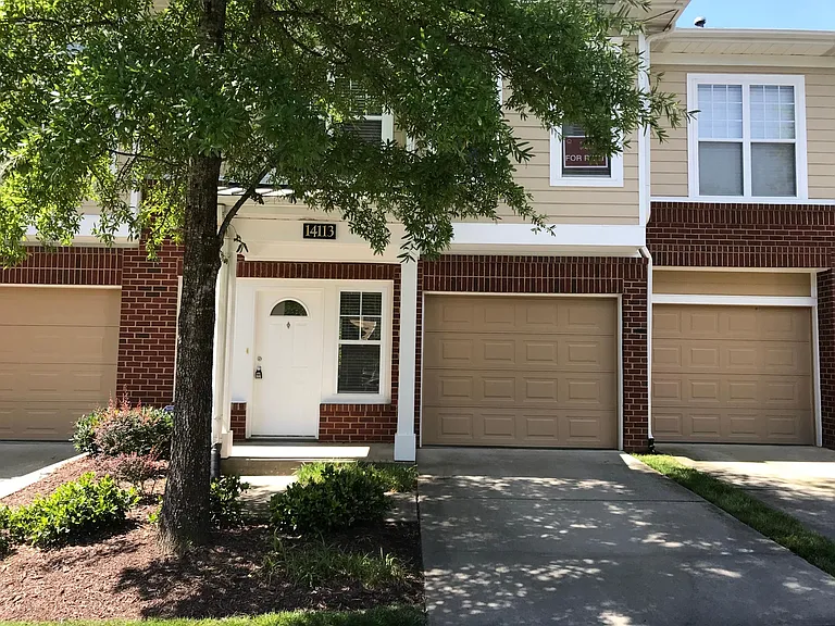 14113 Castle Abbey Ln — Photo 2
