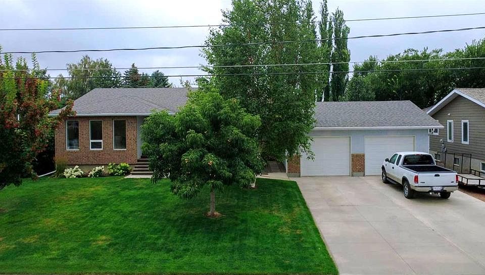 1st image of 80 N 250th St E