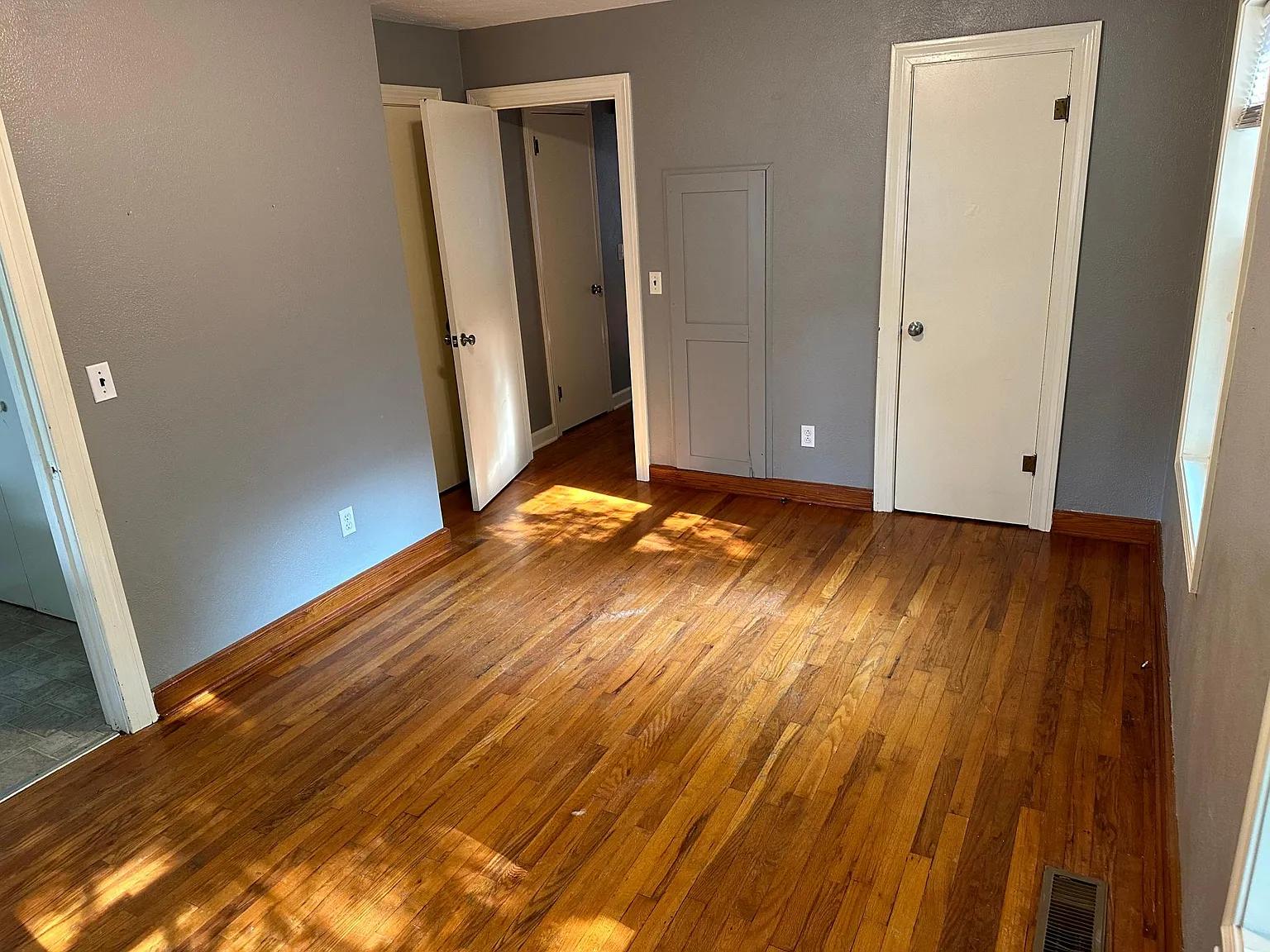 805 N 18th St — Photo 3