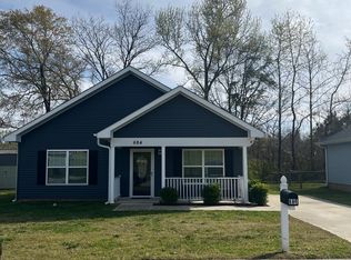 684 Ruddy Creek Cir, Greer, SC 29651