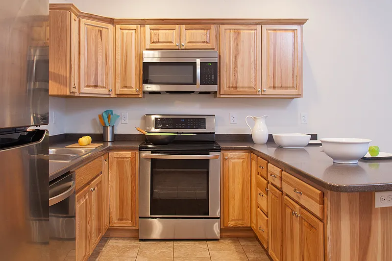 3 bed, 2.0 bath, $1,799 — Photo 3
