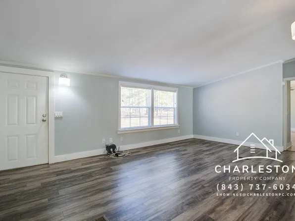 1807 United Dr, Huger, SC 29450