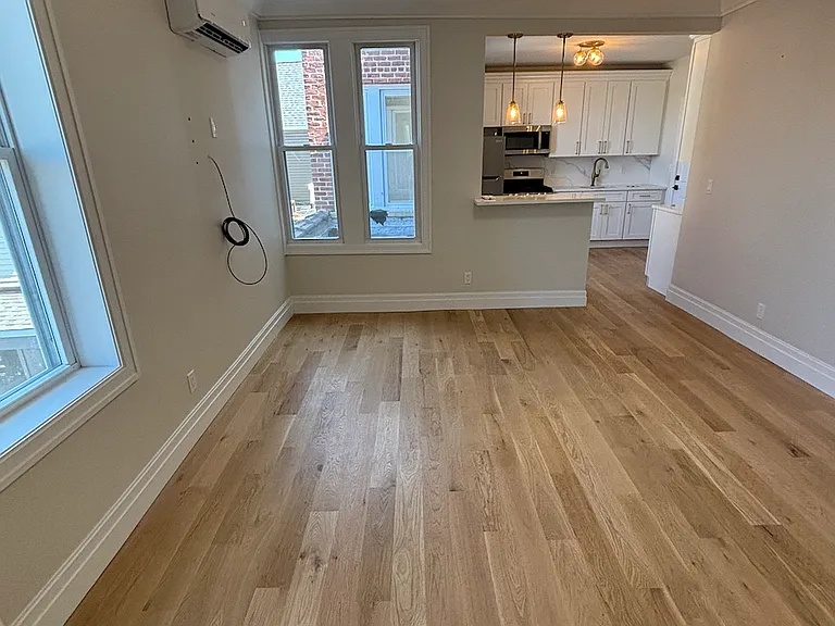 100 Deer Park Ave #3 — Photo 16