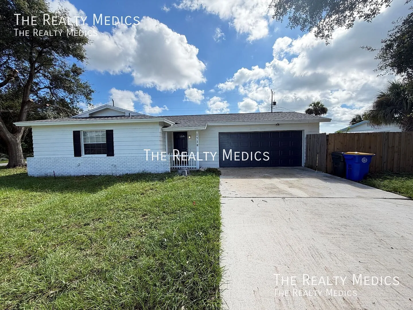 Charming 3-Bedroom Corner Lot Home With Modern Comforts In Rockledge — Photo 1