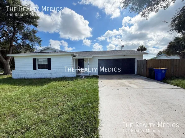 1718 Palmer Ln, Rockledge, FL 32955