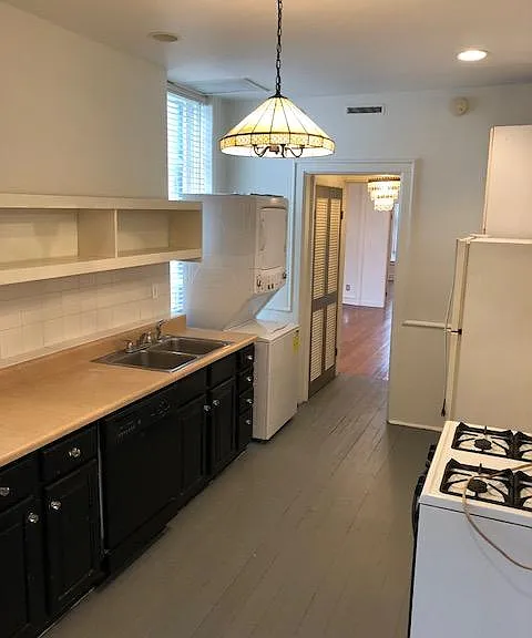 1628 N Wells St #2 — Photo 6