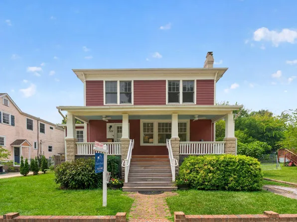 724 N Ivy St, Arlington, VA 22201