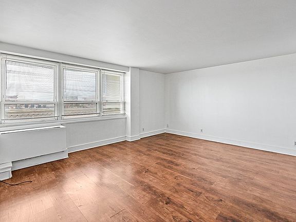 2nd image of 4238 California Ave