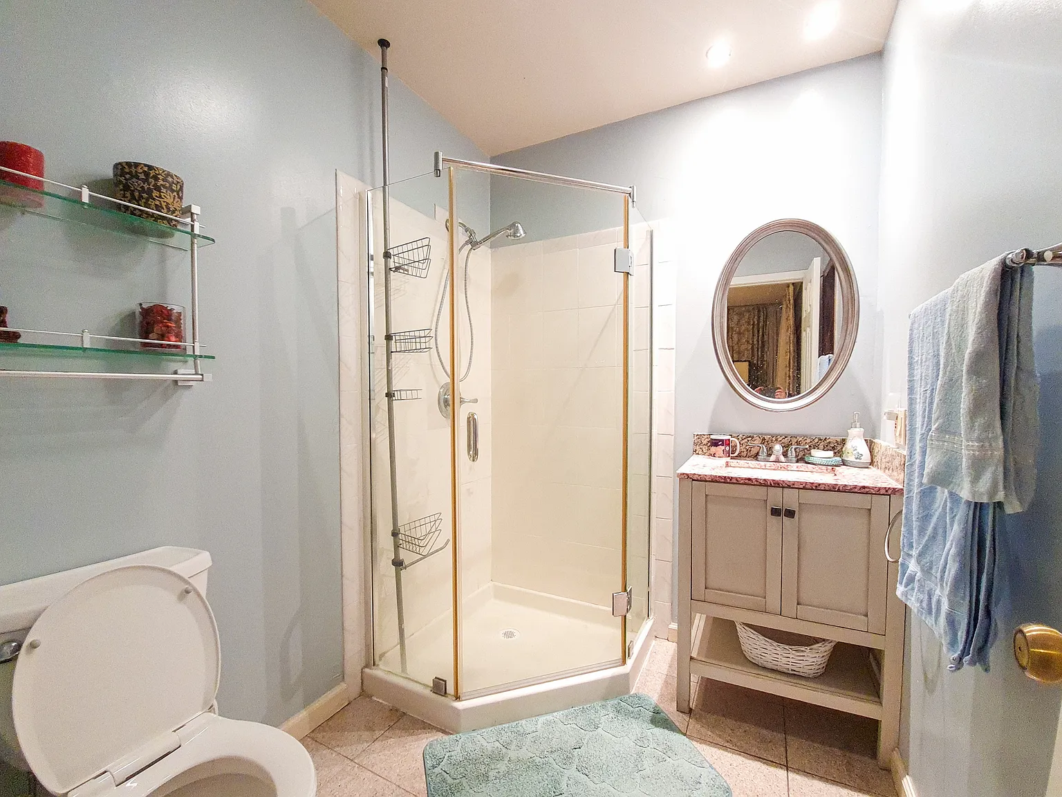 3 bed, 1287 sqft, $3,800 — Photo 4
