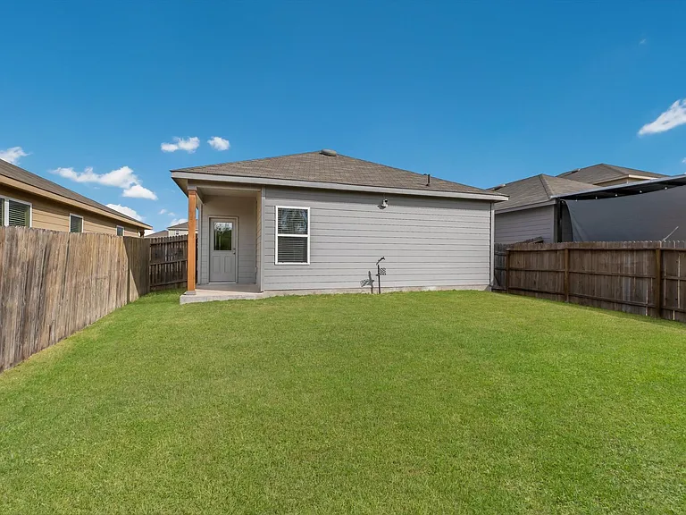 3023 Laguna Clfs — Photo 27