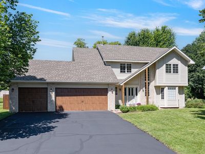 2384 Boulder Ridge Ln, Woodbury, MN, 55125