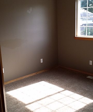 3rd image of 1327 195th St SW
