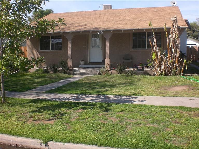 2nd image of 3071 E Home Ave