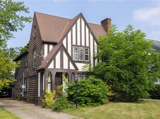 3666 Lindholm Rd, Shaker Heights, OH 44120