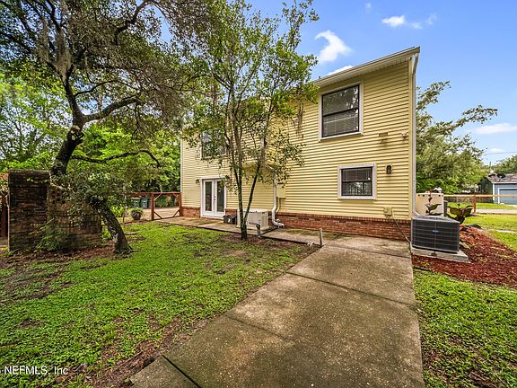 3rd image of 12221 PHEON Street