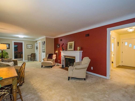 5th image of 2615 Overridge Dr