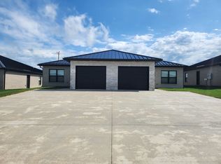 370 SE 95th Rd #B, Warrensburg, MO 64093