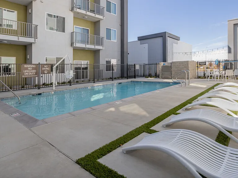 The Lawler Apartment Homes — Photo 44