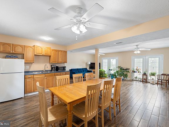4th image of 35416 Army Navy Dr