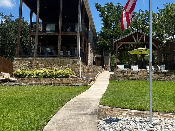 297 County Road 1742, Chico, TX 76431