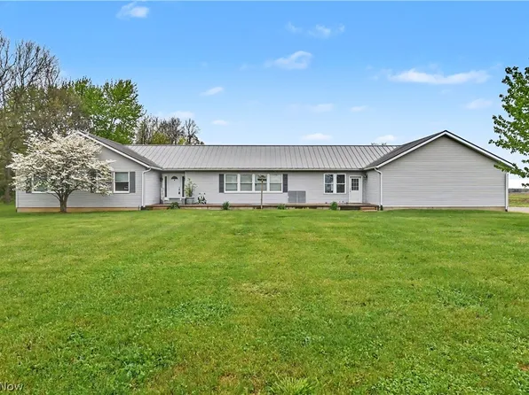 4418 Hook Rd, Crestline, OH 44827