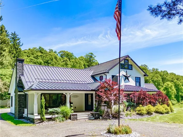 37250 Chardon Rd, Willoughby Hills, OH 44094