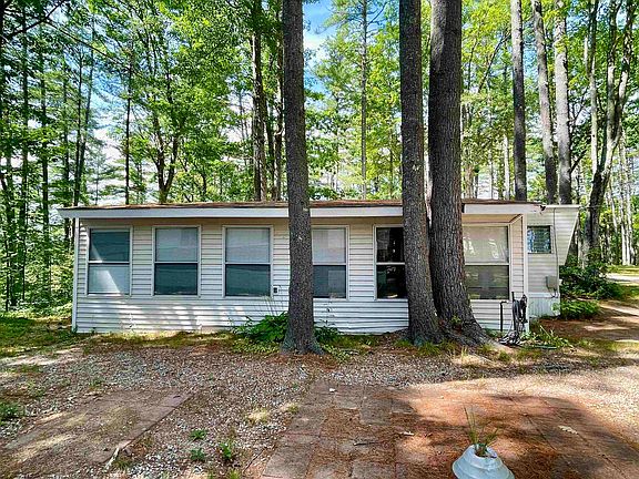 4th image of 160 Windswept Road