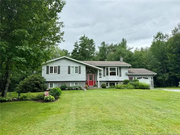 125 Tanar St, Miramichi, NB E1V 6H5