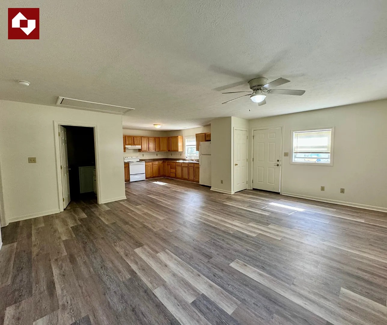 646, 650, 652, 658 Hillwood Dr — Photo 4