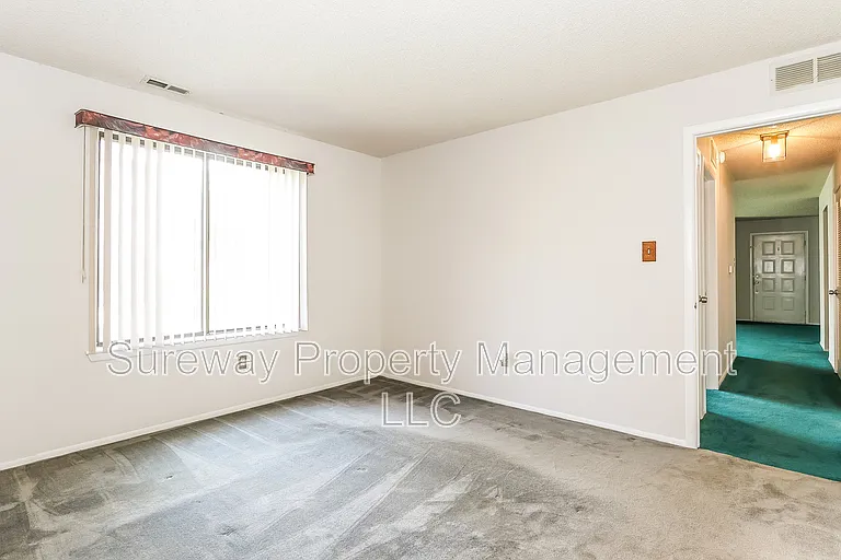 4607 Aberdeen Dr — Photo 8