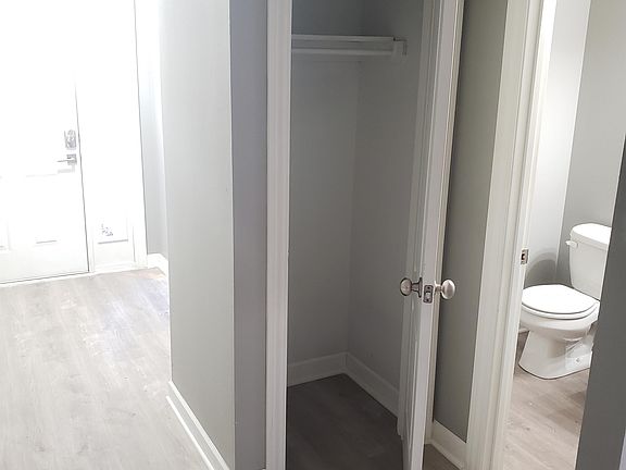 4th image of 10520 E 45th Pl