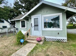207 Ocean Ave, Tillamook, OR 97141