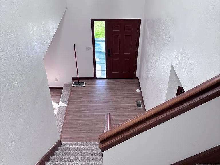 2701 Kingsbridge Cir — Photo 15