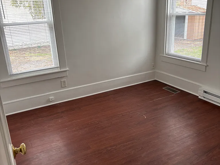 322 W Washington St — Photo 11