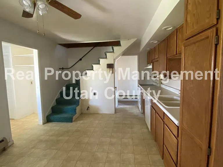 1285 W Utah Ave — Photo 8