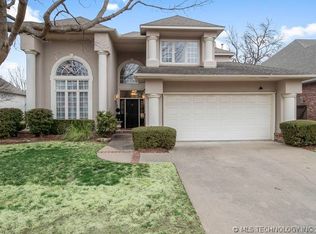 1407 E 43rd Pl, Tulsa, OK 74105