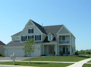 38W651 Callighan Pl, Geneva, IL 60134