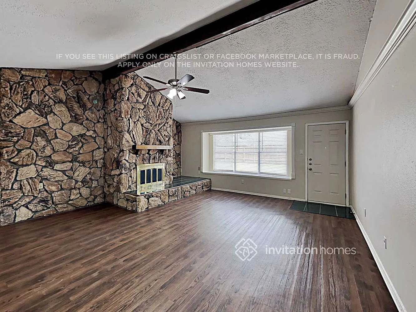 16611 Blackhawk Blvd Friendswood, TX 77546 — Photo 3