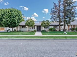 11201 Dee Dee Ct, Bakersfield, CA 93312