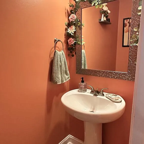 837 Saint Johns Loop — Photo 6