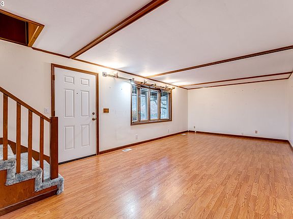 5th image of 8618 NE 112th Ave