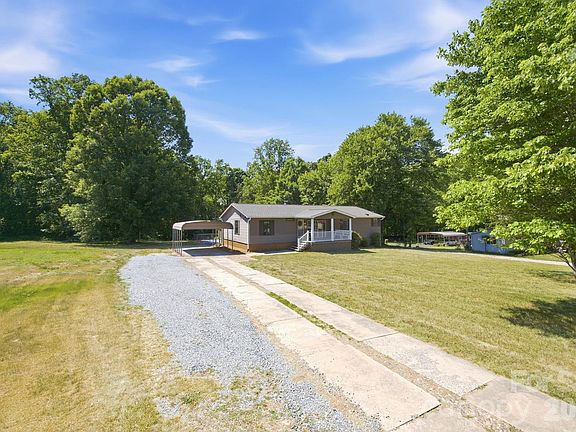 3rd image of 4377 Catawba Burris Rd