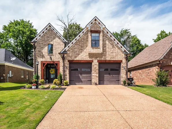 385 Garden Springs Dr, Oakland, TN 38060