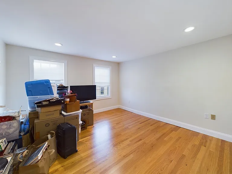 773 E 6th St #2 — Photo 11