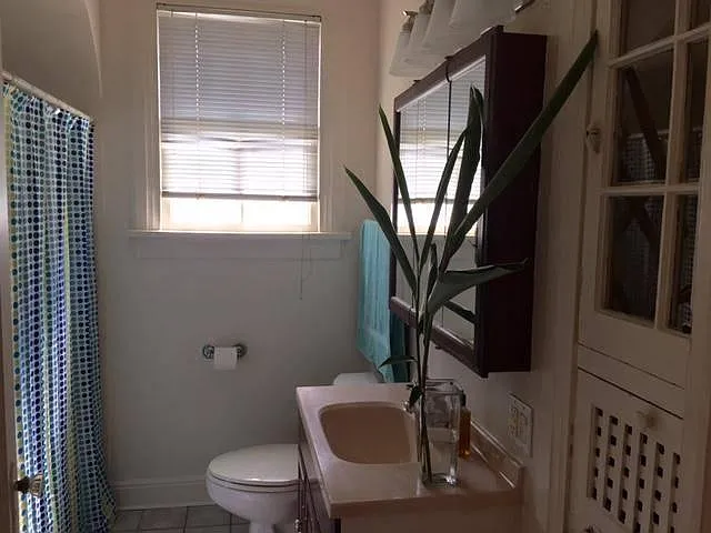 2234 Cambronne St — Photo 11