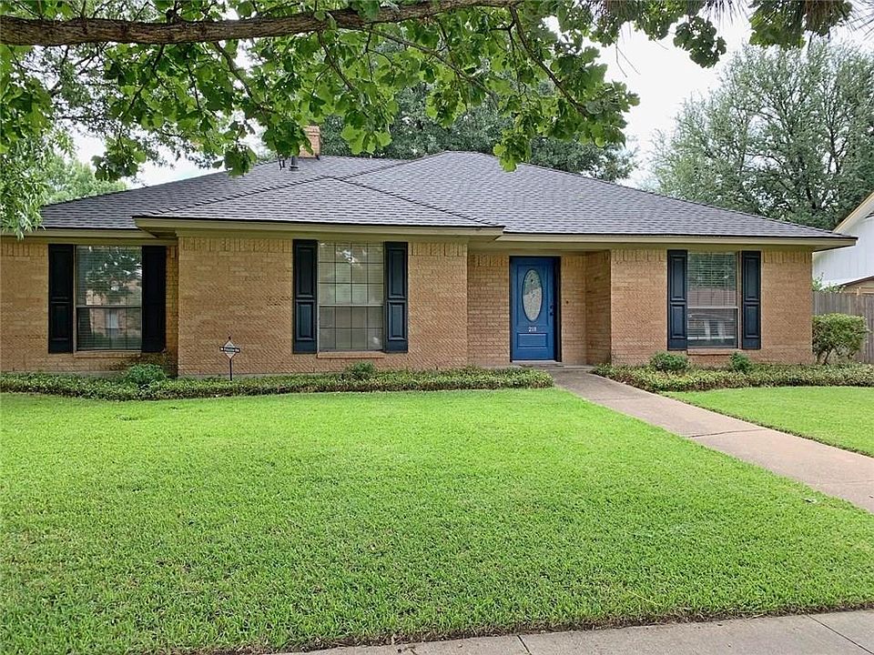 1st image of 218 Gwendola Dr