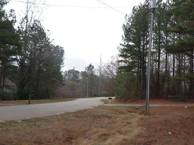2nd image of 1032 Frashier Rd