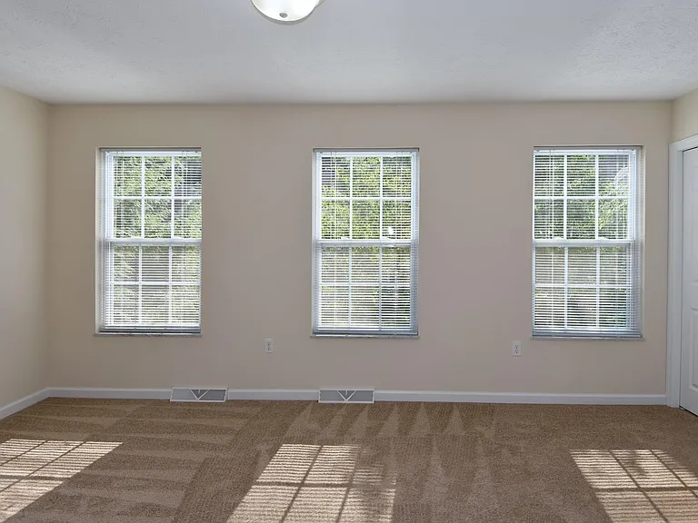 150 Laurel Crest Dr — Photo 7